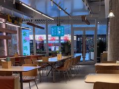 -老乡鸡(上海白玉兰广场店)