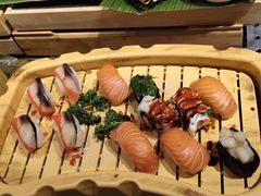 -蓝钻·国际美食海鲜自助百汇(西直门店)