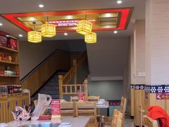 -阿婆情腊排骨火锅(金虹路店)