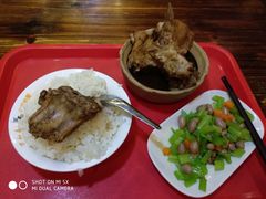 -万和春排骨砂锅米饭(湖北路店)