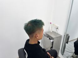 -LILI·HAIR SALON理理造型