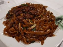 干炒牛河-稻香酒家·34年老字号·港式粤菜(汉街店)