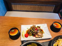 -云海肴·汽锅鸡·云南菜(天山百盛优客店)