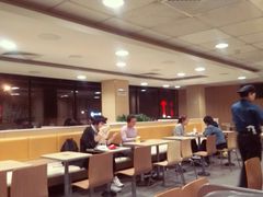 大堂-麦当劳(军博店)