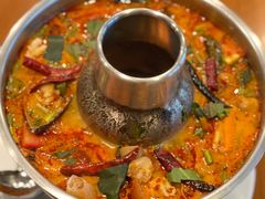 -Chom Cafe and Restaurant