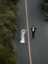 -都市丽人婚纱摄影