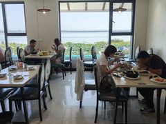 -七的湖·晚芳亭·阳澄湖农家菜·大闸蟹(莲花岛店)