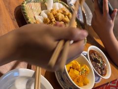 -炉小二铜锅牛蛙•川湘菜(三里屯店)