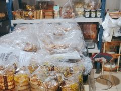 -秀云俄罗斯列巴屋(军星小区店)