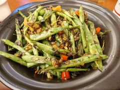 -堂瓦里·33年传统赣菜(第一街区店)