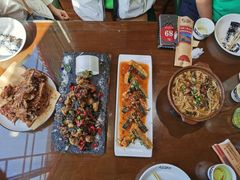 -东口码头·烧鸽子·鱼头泡饼·地方菜(金鹰悦城店)