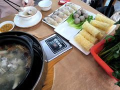 -濠轩阁特色生蚝火锅(水湾路店)