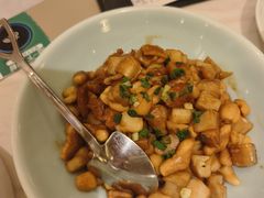 -荷花亭·湖北融合菜(中商广场店)