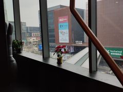 -英皇UA电影城(虹桥天地店)