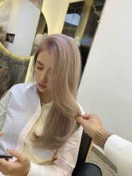 -东秀护肤造型