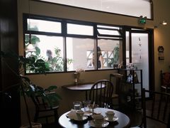 -Café Monson