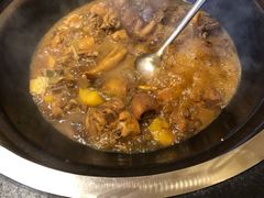 铁锅炖溜达鸡-渔掌门红房子柴火灶(连鞍线店)