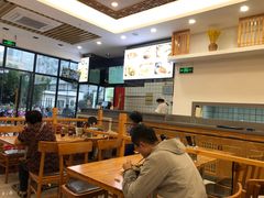 大堂-小姜锅贴(凤凰街店)