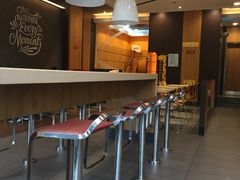 用餐区-肯德基(杭州复兴店)
