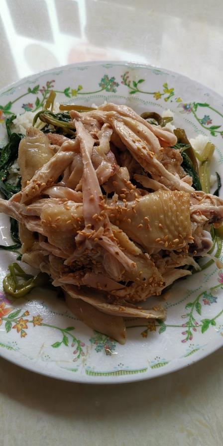 胜记烧鹅饭店-"以前经常吃他们的手撕鸡饭,15块钱起,例.
