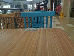 -小杨生煎(金山百联购物中心3楼店)