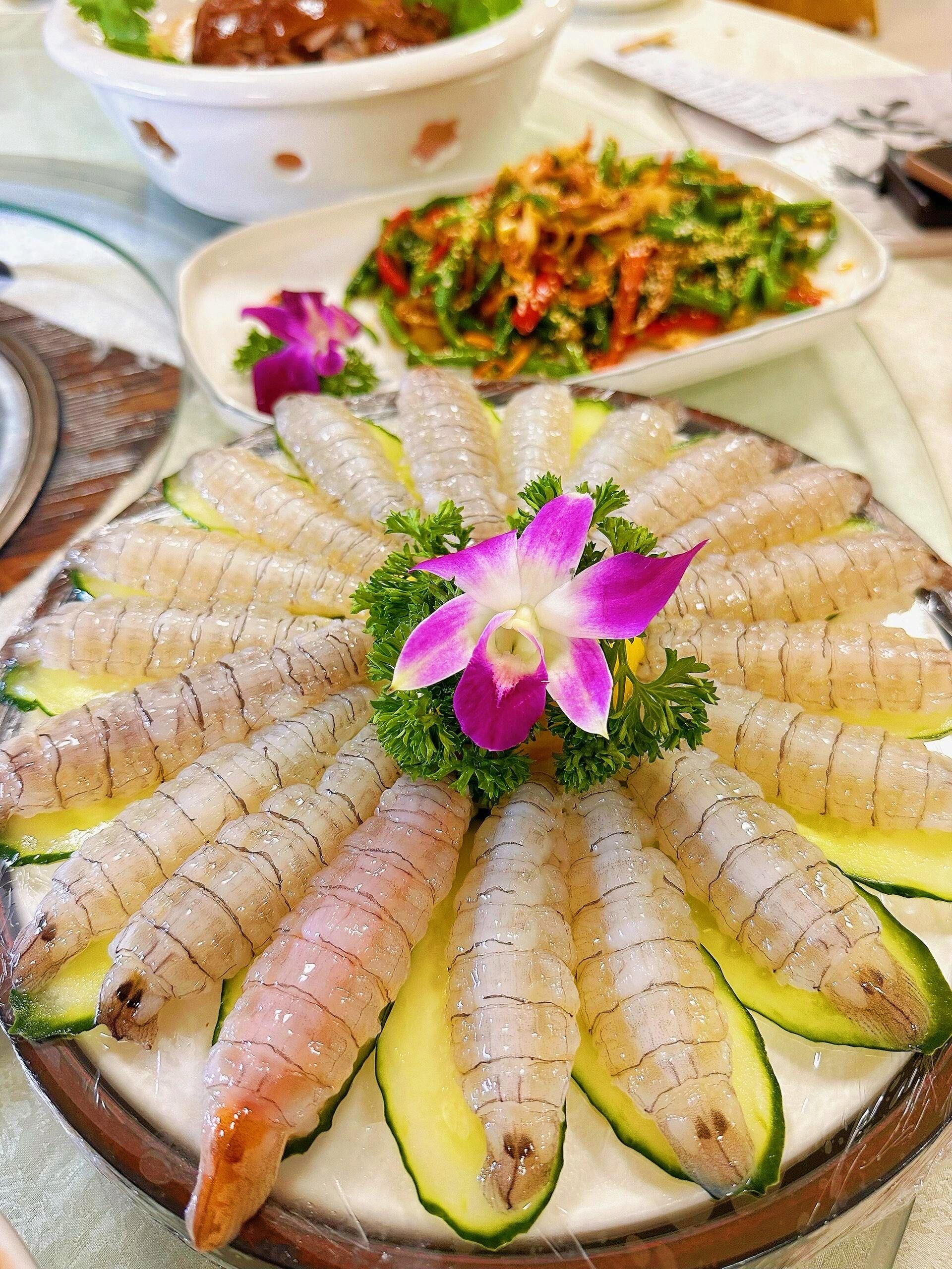 不是,濑尿虾刺身你怎么那么好吃啊