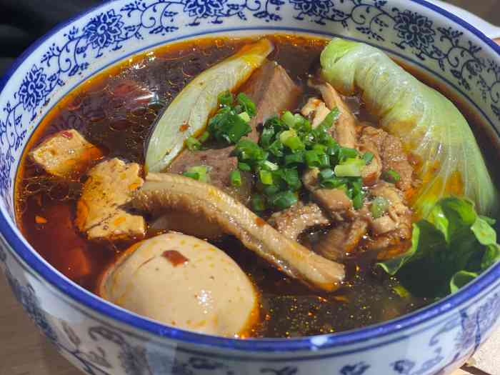 金玡居面馆(德基广场店)-"来之前看到dp里的评价不是很好,还挺担心.