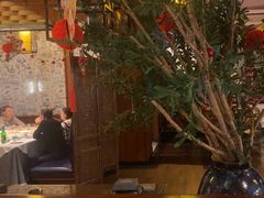 -八府香鸭·啫啫煲(华山路店)