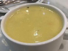 玉米浓汤-丽莎沙拉轻食餐厅(国贸店)