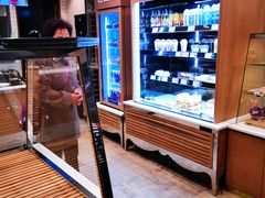 面包甜点陈列柜-巴黎贝甜(武夷花园店)