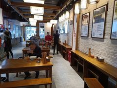 大堂-津市刘聋子粉馆岳阳总店