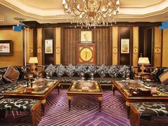 -白玉兰广场停车场