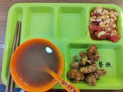 -同济大学本部学苑饮食广场