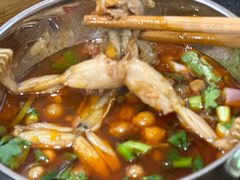 -鸿顺老铁锅美蛙鱼府(解放碑店)