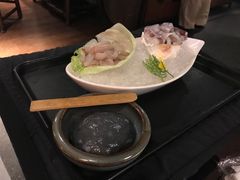 墨魚滑、蟹棒-鼎王麻辣锅(七贤店)