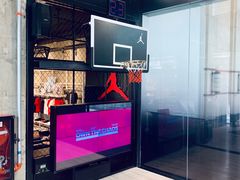 -Air Jordan(世贸天阶店)