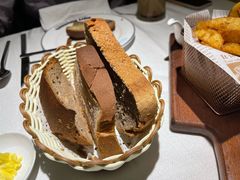 黑咧吧配黄油-俄士厨房(五棵松华熙LIVE店)