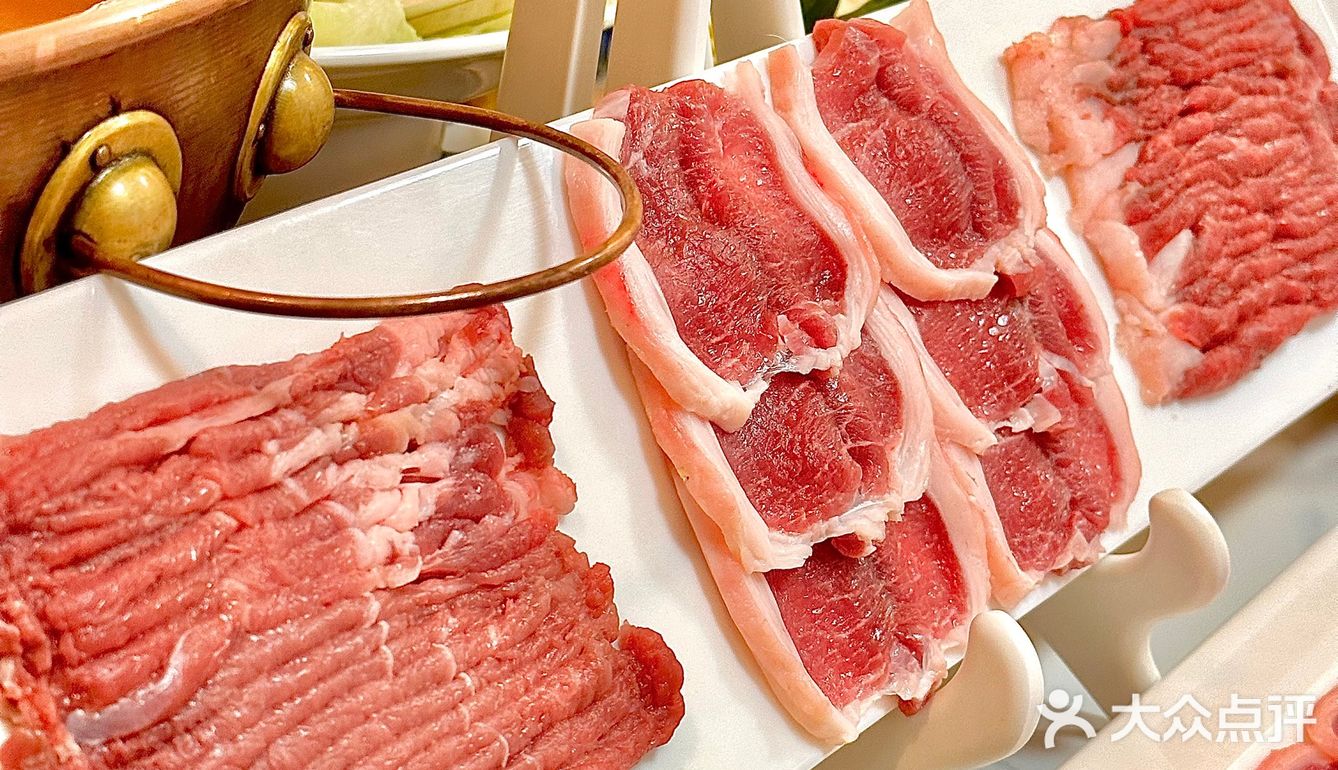 烤串涮肉就来他家！肉肉脑袋快冲呀～