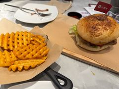 -必胜客(宁海西子国际店)