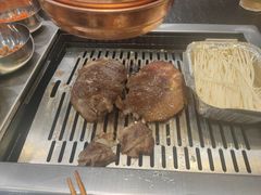 -臻牛烤肉