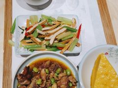 -老乡鸡(上海白玉兰广场店)