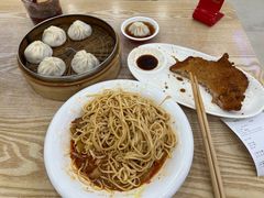 -珊珊小笼馆(仙霞路店)