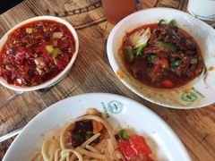 辣皮子滚刀肉拌面-歹歹的加个面过油肉拌面
