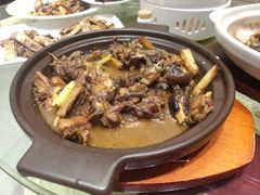 海参炖笨鸡鲍鱼-皇朝海鲜酒店