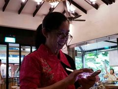 -植物园哈利亚餐厅