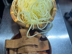 -芈重山老火锅(广州首店)