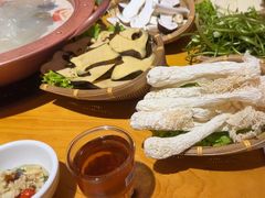 -民食香·腊排骨野生菌美食(木府店)