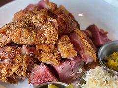 -MONICH牛排融合餐厅(和义大道购物中心店)