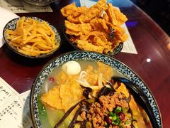 七爺螺螄粉-螺世纪螺蛳粉·桂味小排档(裕德店)