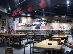 大堂-吴草鸡爪오초닭발韩食堂(融恒盈嘉中心店)
